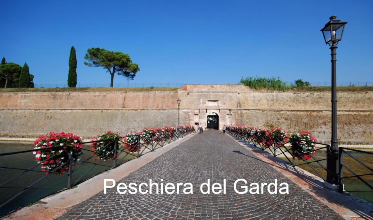 Appartamento "Il Vicolo" Peschiera del Garda Buitenkant foto