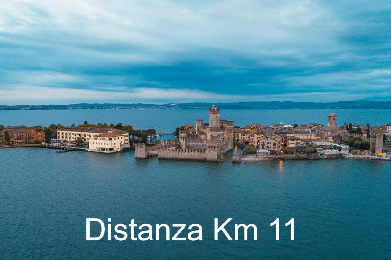 Appartamento "Il Vicolo" Peschiera del Garda Buitenkant foto