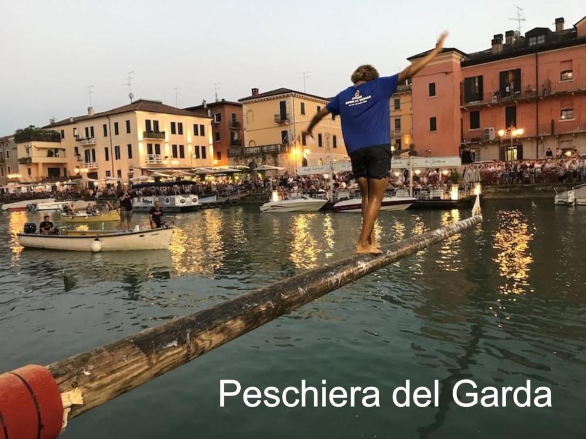 Appartamento "Il Vicolo" Peschiera del Garda Buitenkant foto