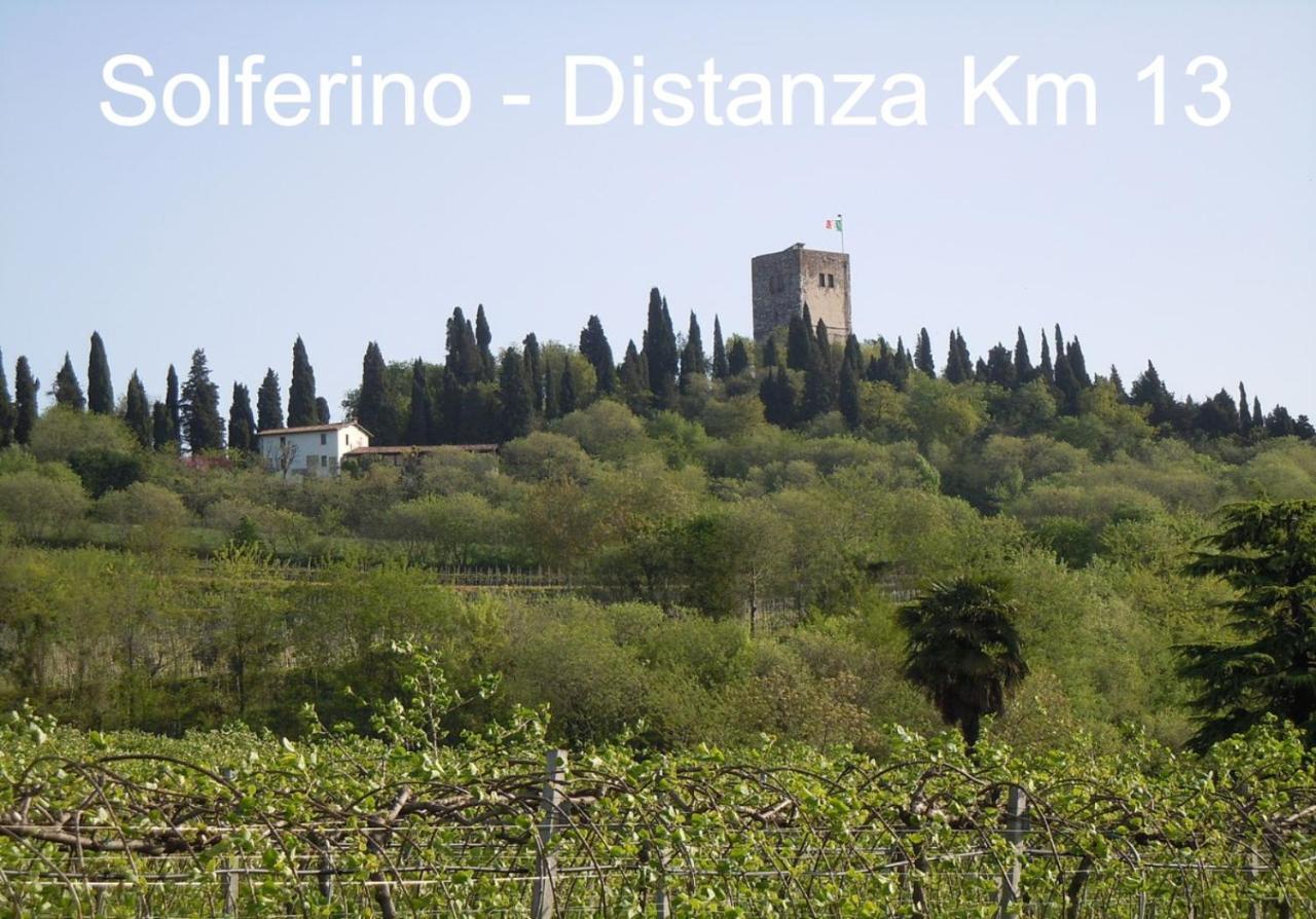 Appartamento "Il Vicolo" Peschiera del Garda Buitenkant foto